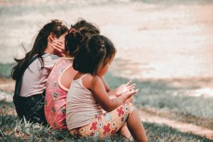 Niños jugando